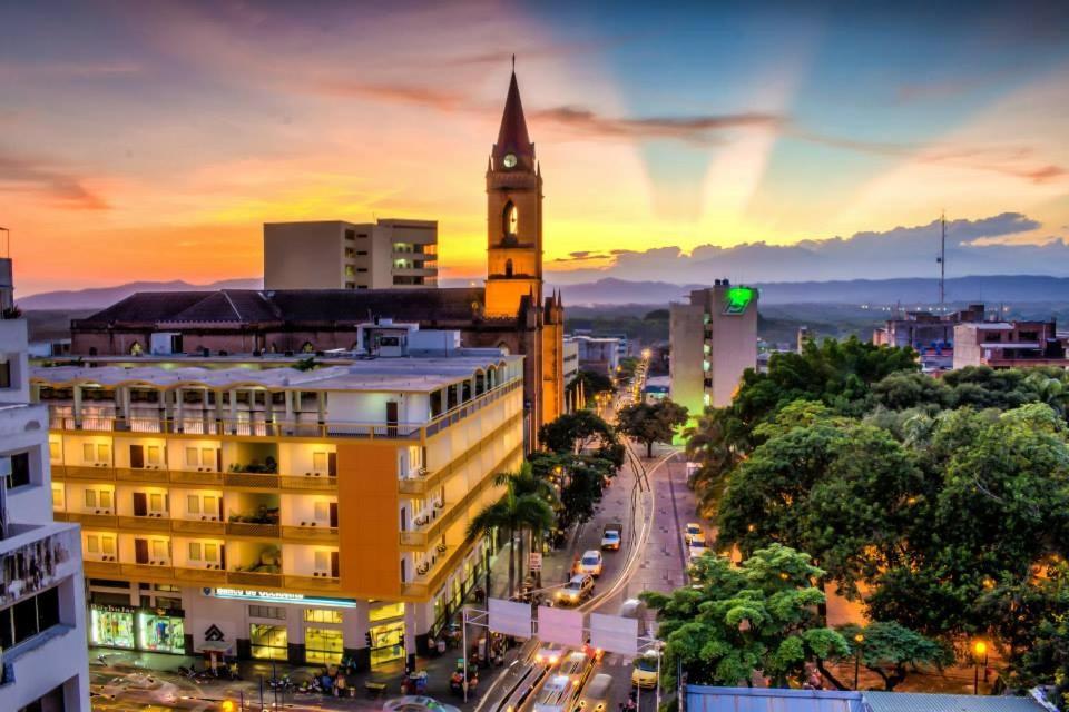 Hotel Neiva Plaza ภายนอก รูปภาพ